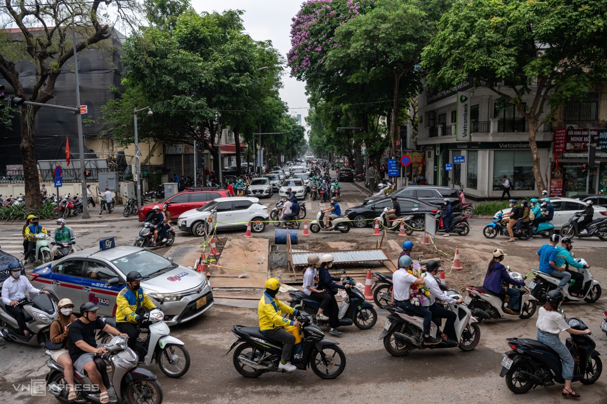 Nội đô Hà Nội thành đại công trường